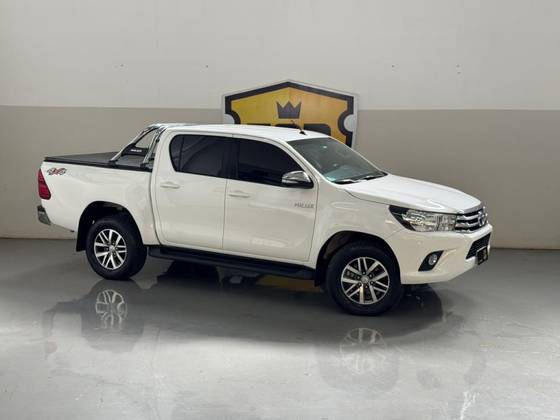 TOYOTA HILUX 2.8 SRV 4X4 CD 16V DIESEL 4P AUTOMÁTICO
